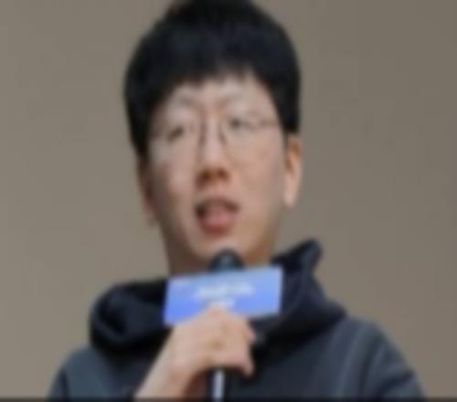 AL爱笑转发采访：25年有幸和身边优秀的选手争取下一个目标突破