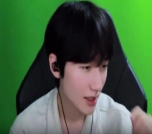 peanut：看到了相赫哥留的纸条，回归对我真的太遥远了