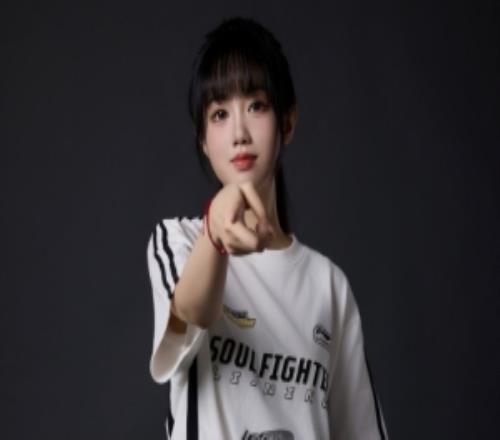 十月发布电话录音和长文开爆王淞王淞在录音中狂喷十月“菜逼”