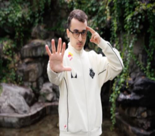 全球合同数据库更新，打野选手Skewmond与G2续约至2028年