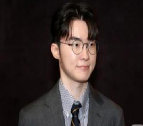 相关人士：Faker与韩国首相的对话将以首相采访的方式进行