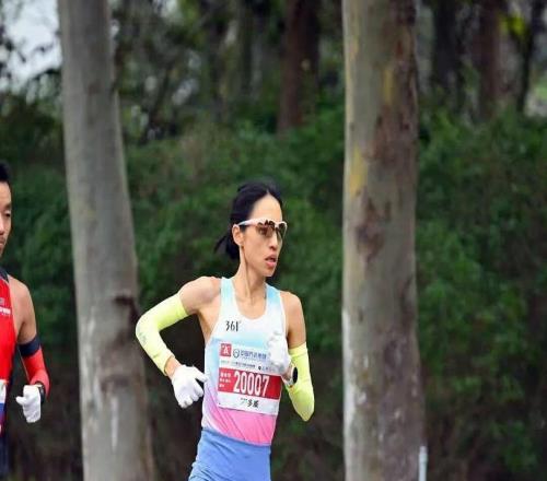 三个月PB幅度5分钟，“最快护士”张水华跑到230